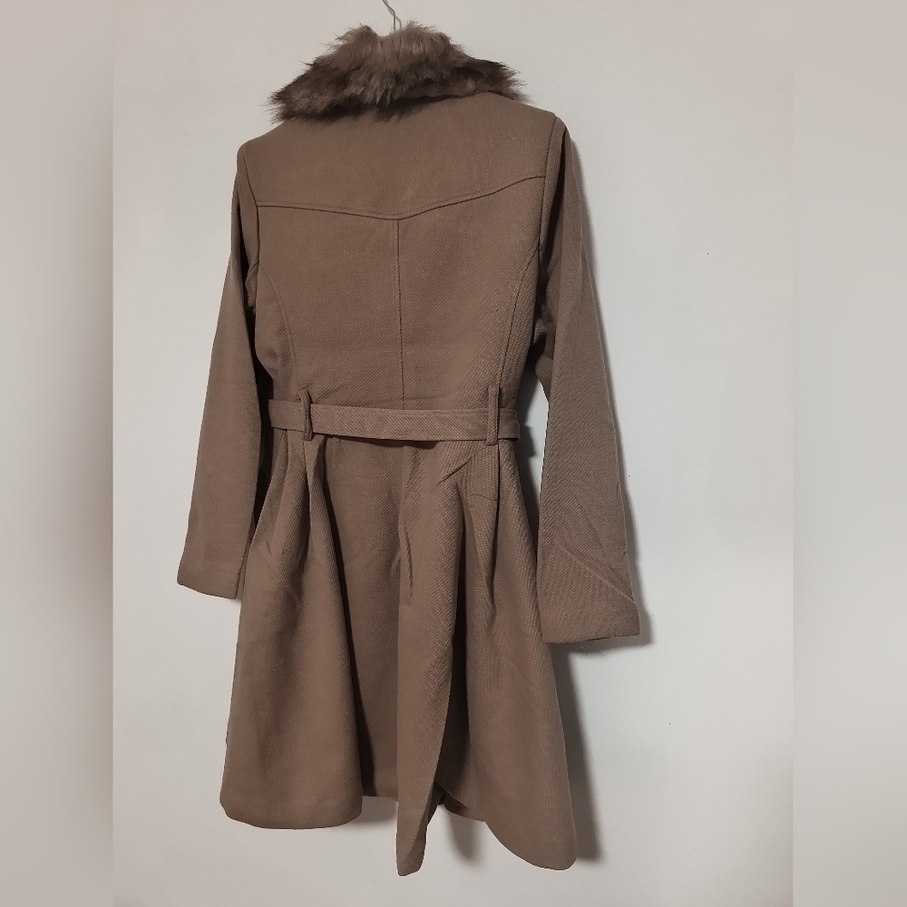 New! Price DROP / Brown Belted Trench Coat / Size 14 - Picture 3 of 8